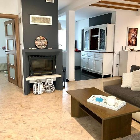 Apartman Kaja Ζάγκρεμπ Εξωτερικό φωτογραφία
